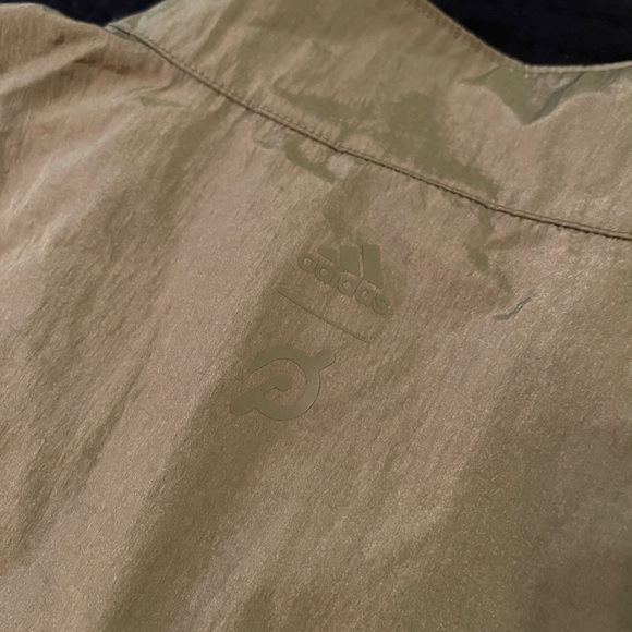 Adidas Ivy Park x Peloton Windbreaker Anorak - XL (All Gender) - Focus Olive - Picture 4 of 7